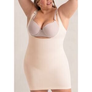 Brand New Shapermint Essentials Women's Size Medium Beige Open Bust Shaper Cami